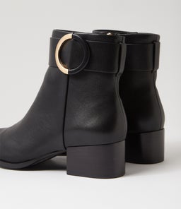 YANA HP BLACK LEATHER