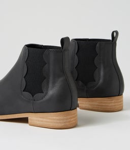 QUOLLY IL BLACK SMOOTH