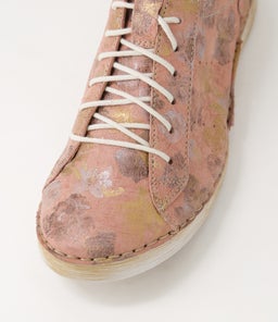 FERGEY 56 JS PINK MULTI LEATHER