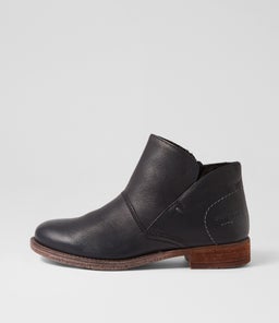 SIENNA 81 JS BLACK LEATHER