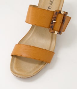 HATTIE LQ TAN SMOOTH