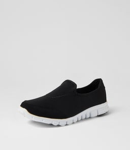 PACER WMNS LX BLACK WHITE SMOOTH