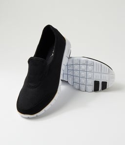 PACER WMNS LX BLACK WHITE SMOOTH