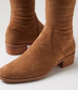 TENLEY MI LT CHOC STRETCH MICROSUEDE