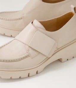 UMMET MI NOUGAT NOUGAT LEATHER