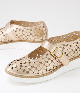 OLLENS MI CHAMPAGNE WHITE SOLE CRUSH LEATHER