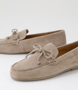 REESUS MI LT TAUPE LT TAUPE SOLE SUEDE