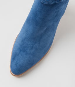 ADARU MI LT NAVY SUEDE