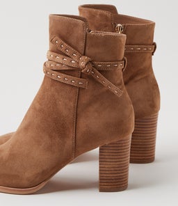 ADARU MI LT CHOC SUEDE
