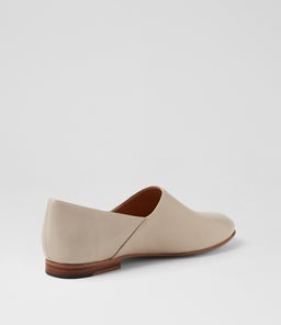 UMACKA MI ALMOND LEATHER