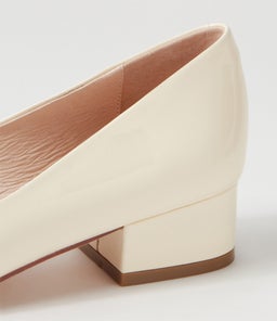 THEGO MO CREAM PATENT LEATHER