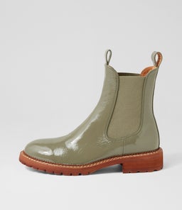ROCCOM MO KHAKI PATENT LEATHER