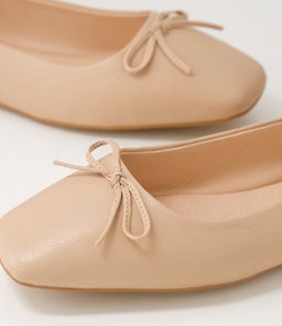 TELIYER MO DK NUDE LEATHER