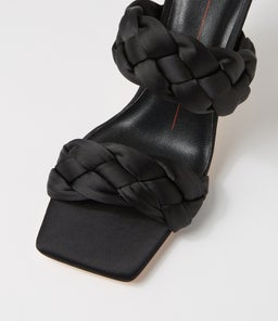 WOLA MO BLACK SATIN