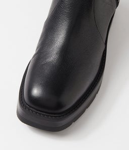 TIAH MO BLACK LEATHER