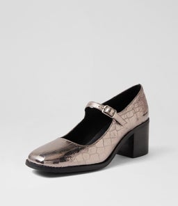 SWADE MO PEWTER CROC PATENT LEATHER