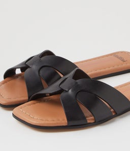 LEYANA MO BLACK LEATHER