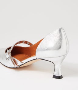 GAMBEL MO SILVER CRINKLE LEATHER