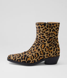 FYONA MO LEOPARD PONY
