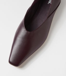 OREANA MO BURGUNDY LEATHER