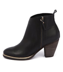 MATCHER BLACK LEATHER