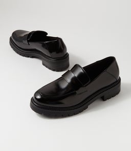 FINIE NM BLACK PATENT SMOOTH
