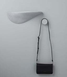 BEE NM BLACK SMOOTH