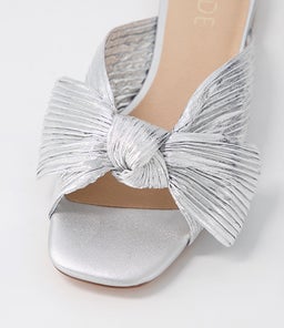 MINNIE NU SILVER LEATHER