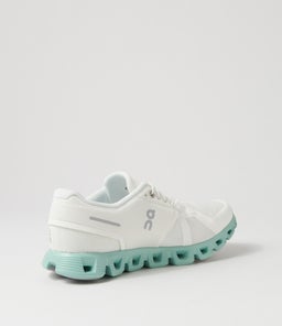 CLOUD 5 W OO UNDYED WHITE CREEK MESH