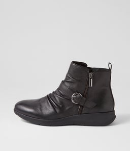 FRIER PL BLACK LEATHER