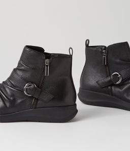 FRIER PL BLACK LEATHER