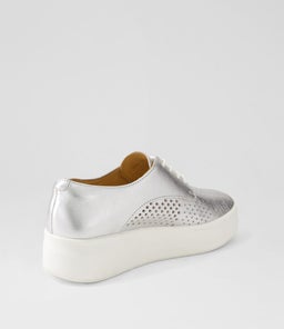 DERBY CITY PUNCH SILVER LEATHER