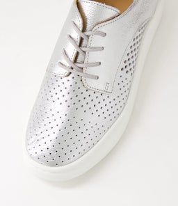 DERBY CITY PUNCH SILVER LEATHER