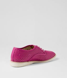 DERBY PUNCH MAGENTA LEATHER