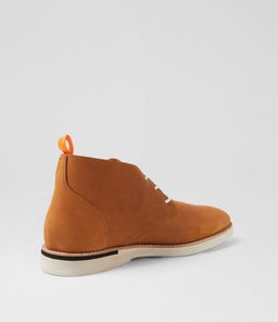 CHUKKA M COGNAC LEATHER