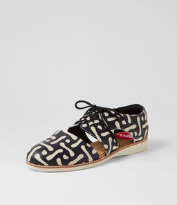 DERBY CUTOUT RL TWISTED STAR LEATHER