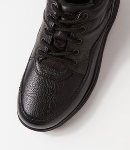 WORLD TOUR CLASSIC MENS BLACK TUMBLE LEATHER
