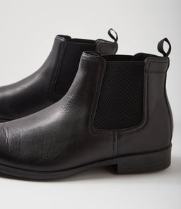 VOLGA RO BLACK LEATHER