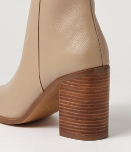 RIA SI NUDE LEATHER