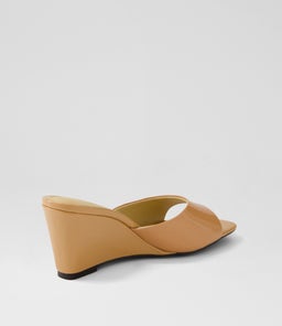 DARCY SI TAN PATENT LEATHER
