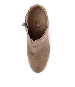 PIP SAND SUEDE