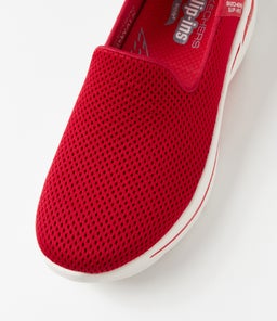 124879 GO WALK ARCH FIT S V SK RED TEXTILE