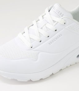 73690W UNO STAND ON AIR SK WHITE SMOOTH