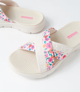 141435 GO WALK F SANDAL B SK NATURAL MULTI TEXTILE