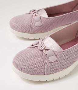 136529 ON THE GO FLEX PEONY SK LAVENDER TEXTILE