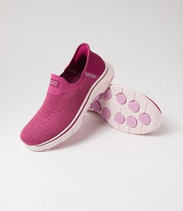 GO WALK 7 SPRINGTIME SK PLUM TEXTILE