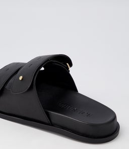 VERSUS FOOTBED SS BLACK LEATHER