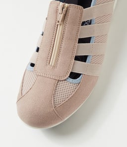SCOTTIE LT TAUPE LT BLUE MESH