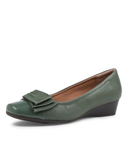 ROXXY SU FOREST FOREST PATENT LEATHER