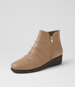 MAXIE SU FAWN LEATHER